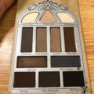 Pretty Vulgar Eyeshadow palette
